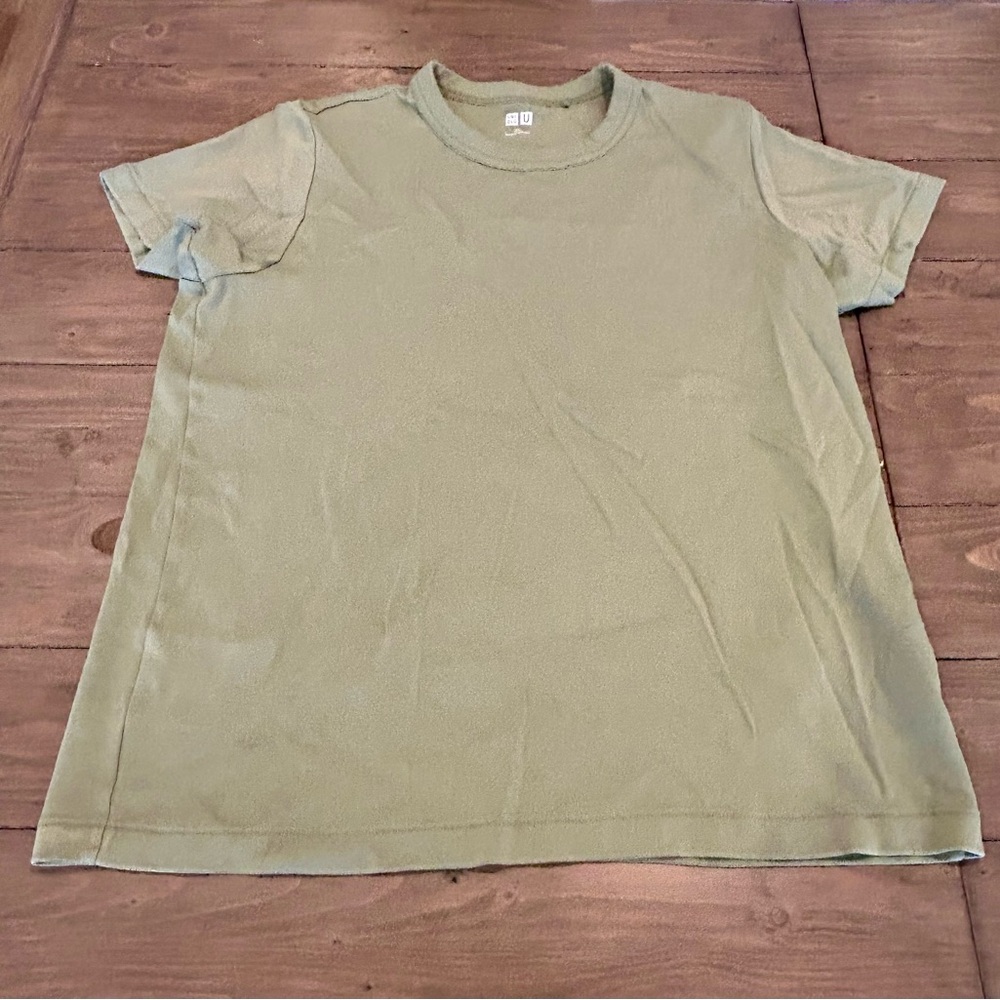 Uniqlo mens T- shirt, men’s XL, green